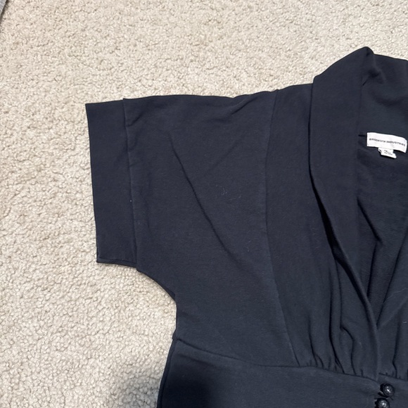 Brooklyn Industries Women’s Black Dress - Picture 4 of 7